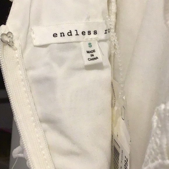 NEW WHITE SHORT WEDDING DRESS 3-D FLOWERS SZ S - Picture 11 of 12